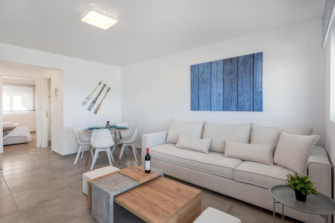 Costa Vasia Seaside Suites And Apartments Vrahati Dış mekan fotoğraf