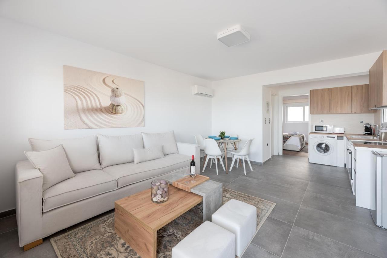 Costa Vasia Seaside Suites And Apartments Vrahati Dış mekan fotoğraf
