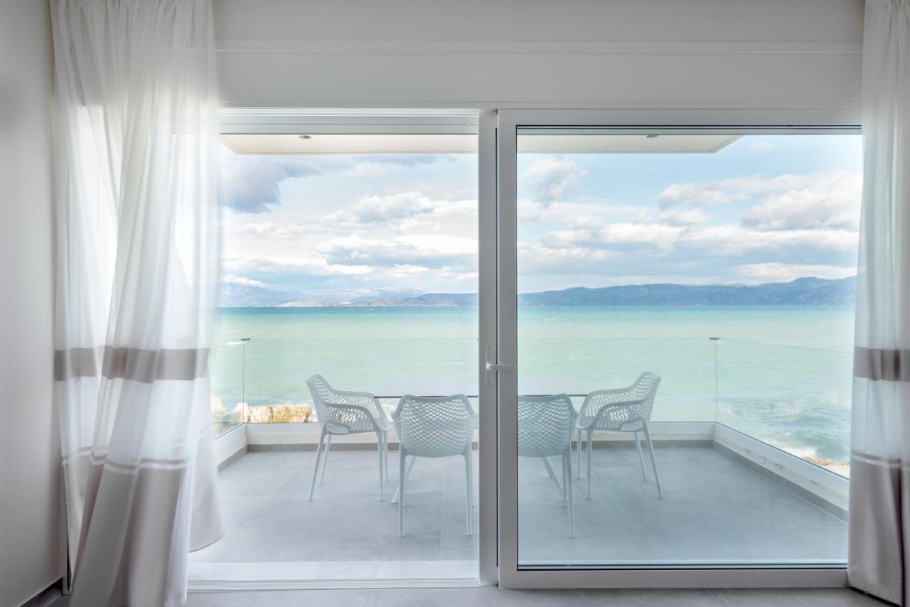 Costa Vasia Seaside Suites And Apartments Vrahati Dış mekan fotoğraf
