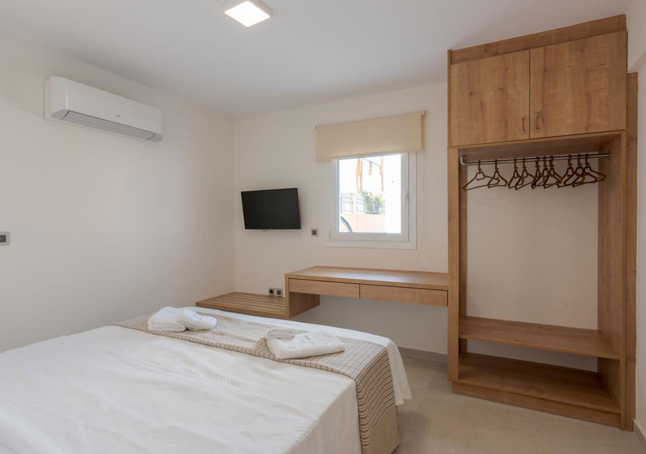 Costa Vasia Seaside Suites And Apartments Vrahati Dış mekan fotoğraf